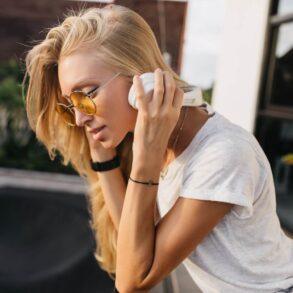 Jakie są przykłady 5-literowych słów kończących się na a?