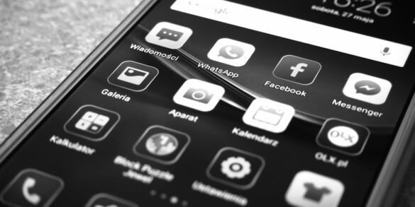 Jak oznaczyć wiadomość jako nieprzeczytaną na Messengerze?