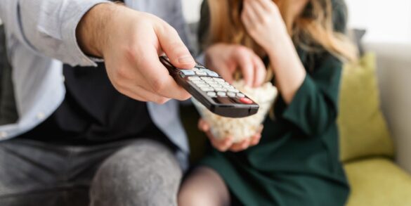Jak zaprogramować pilot uniwersalny do telewizora?