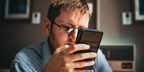 Jak wyciszyć telefon i zapewnić sobie spokój?