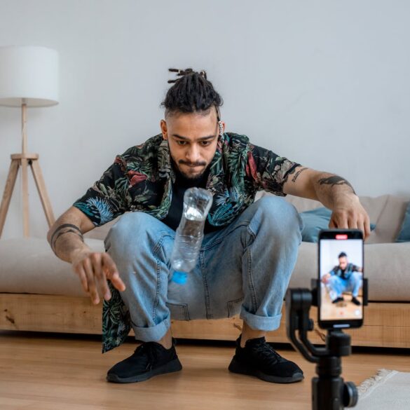 Jak pobierać filmy z TikToka bez znaku wodnego?