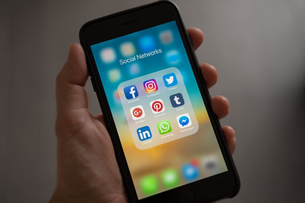 Jak usunąć grupę na WhatsApp? Jak usunąć grupę na WhatsApp?