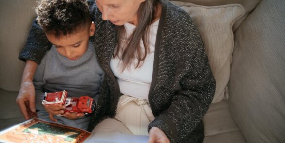 Domowy teatrzyk z ulubionych książek – jak to zrobić?