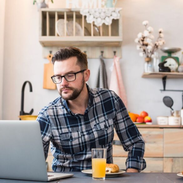 Dlaczego warto wziąć Freelancera SEO do pozycjonowania strony?