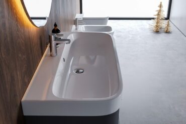 Zlew wolnostojący czy nablatowy – co wybrać?